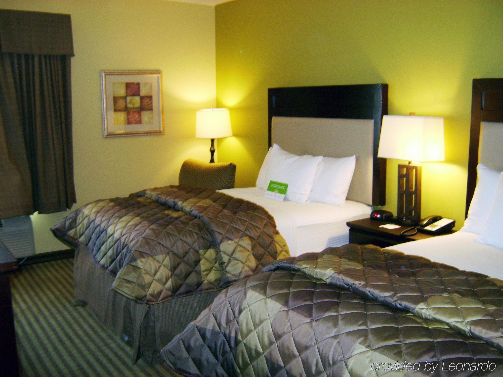 La Quinta & By Wyndham - Lafayette Area Hotel